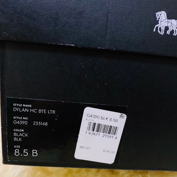 💫COACH💫 Dylan Booties in orig box (worn 1 time) - Picture 4 of 9